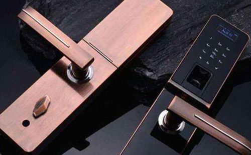 煙臺換鎖公司(開鎖服務(wù)電話)